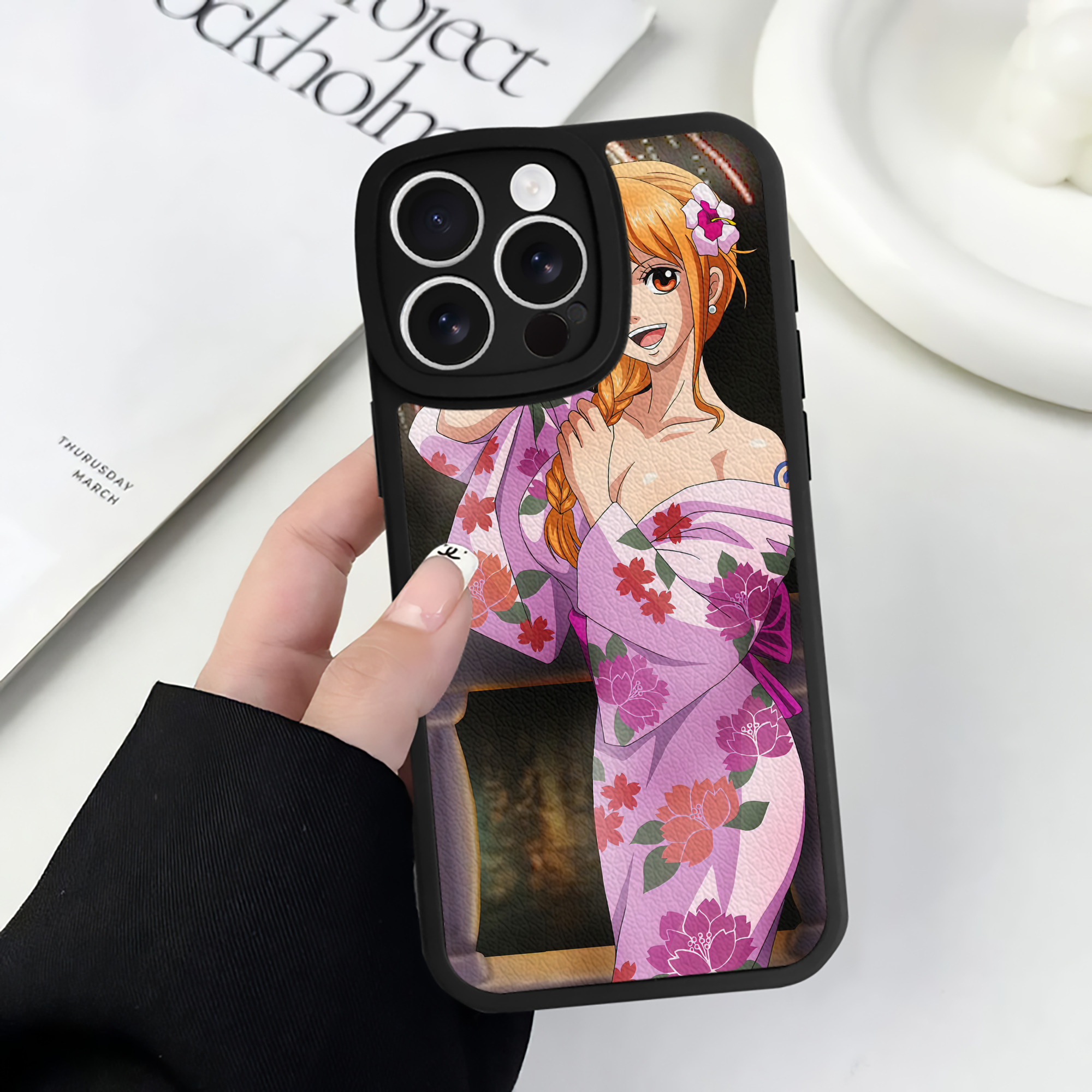 （画像用） ワンピース ONE PIECE 【iPhone 16シリーズ対応】シリコンスマホケース（レザー調） 材質：シリコン